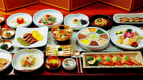 Hàn Quốc có nền ẩm thực rất đa dạng và phong phú